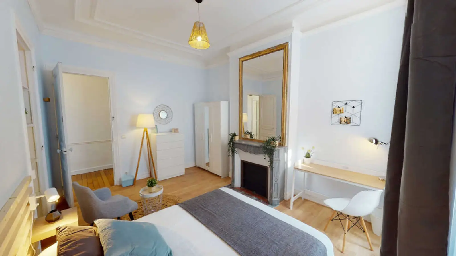 Appartement Rue Ampère à Paris