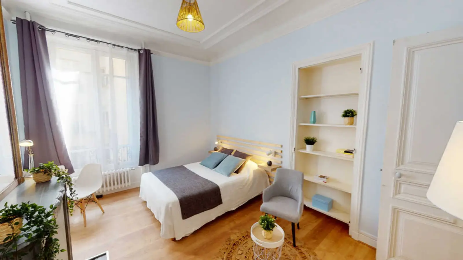 Flat Rue Ampère in Paris