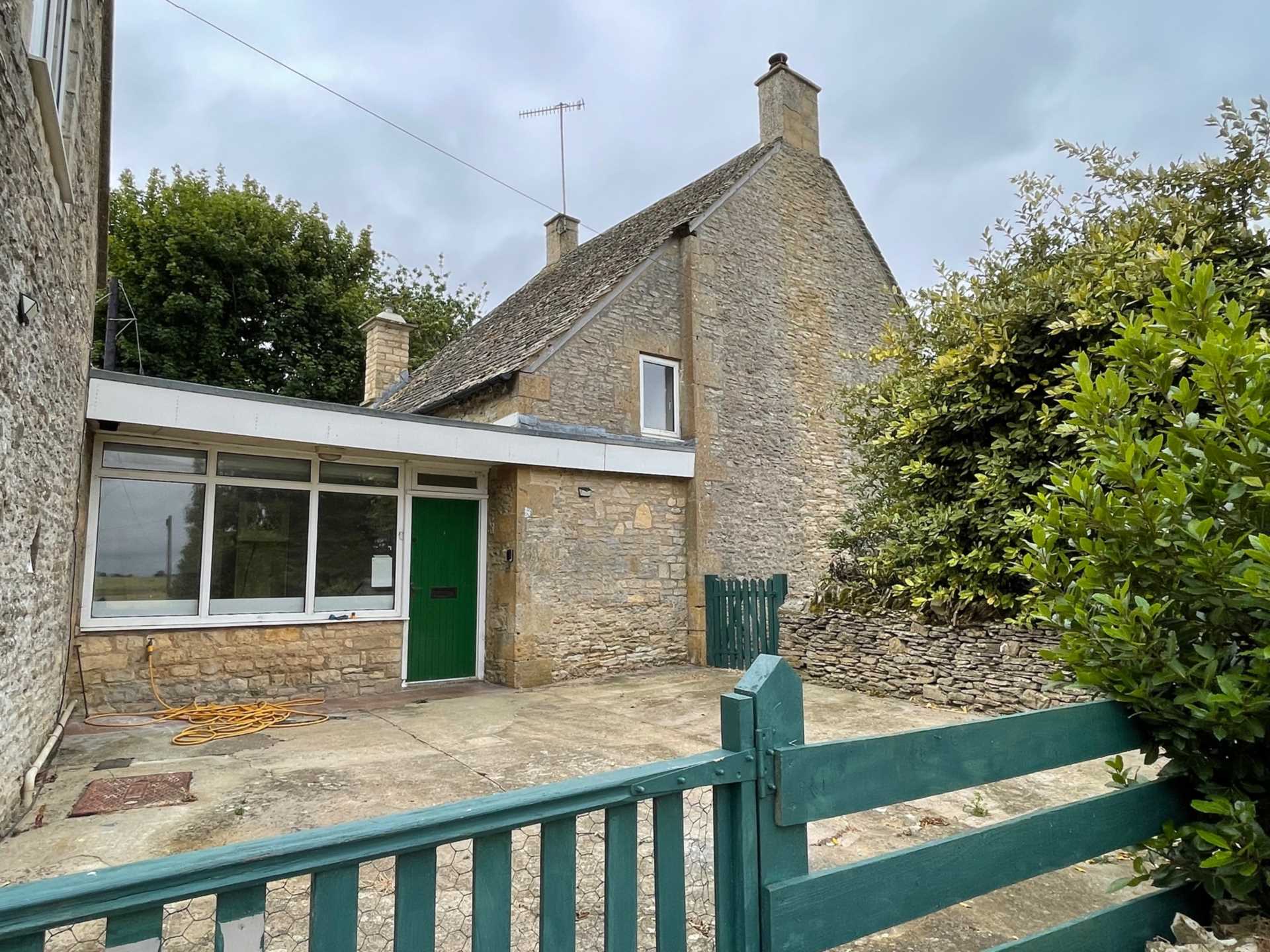 House B4068 in Cotswold District