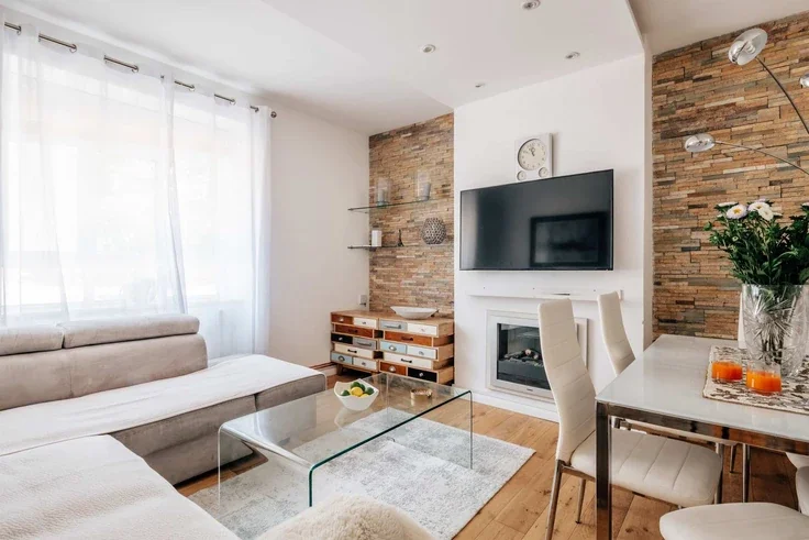 Flat Hudson Close in Greater London