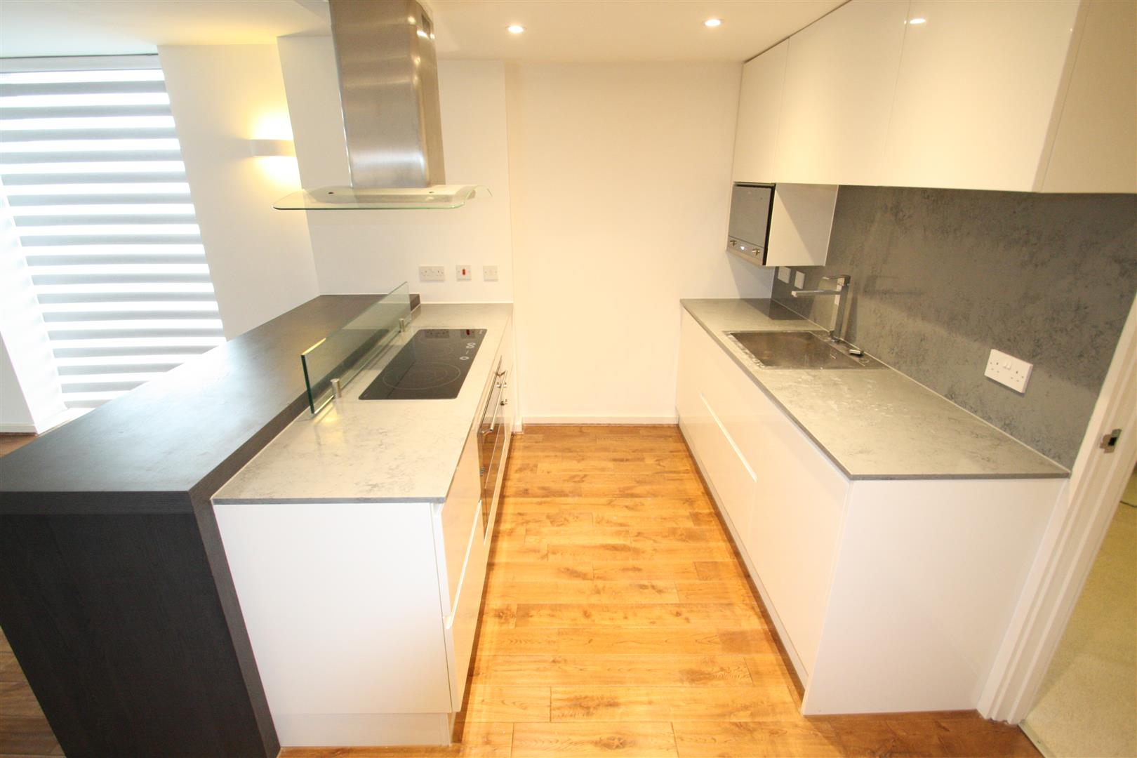 Flat Taylor Place in Greater London