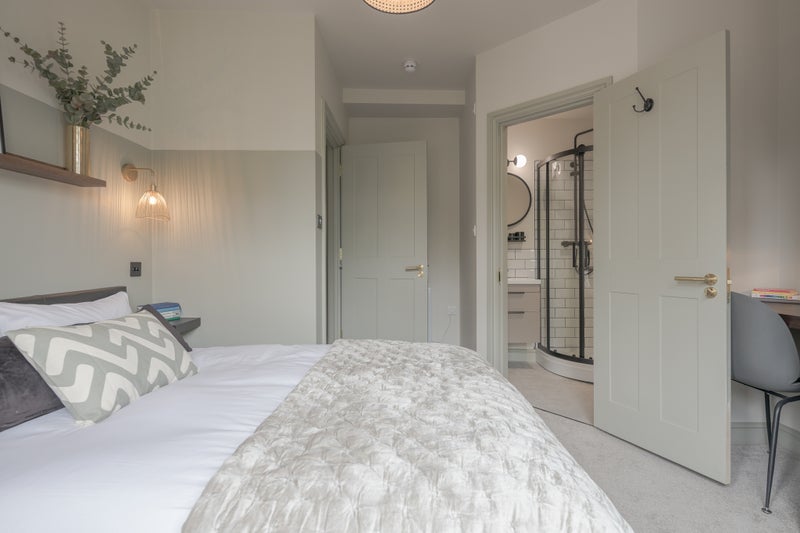 Room Marsala Road in Greater London