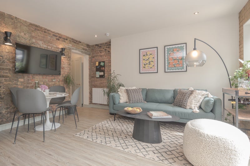 Room Marsala Road in Greater London