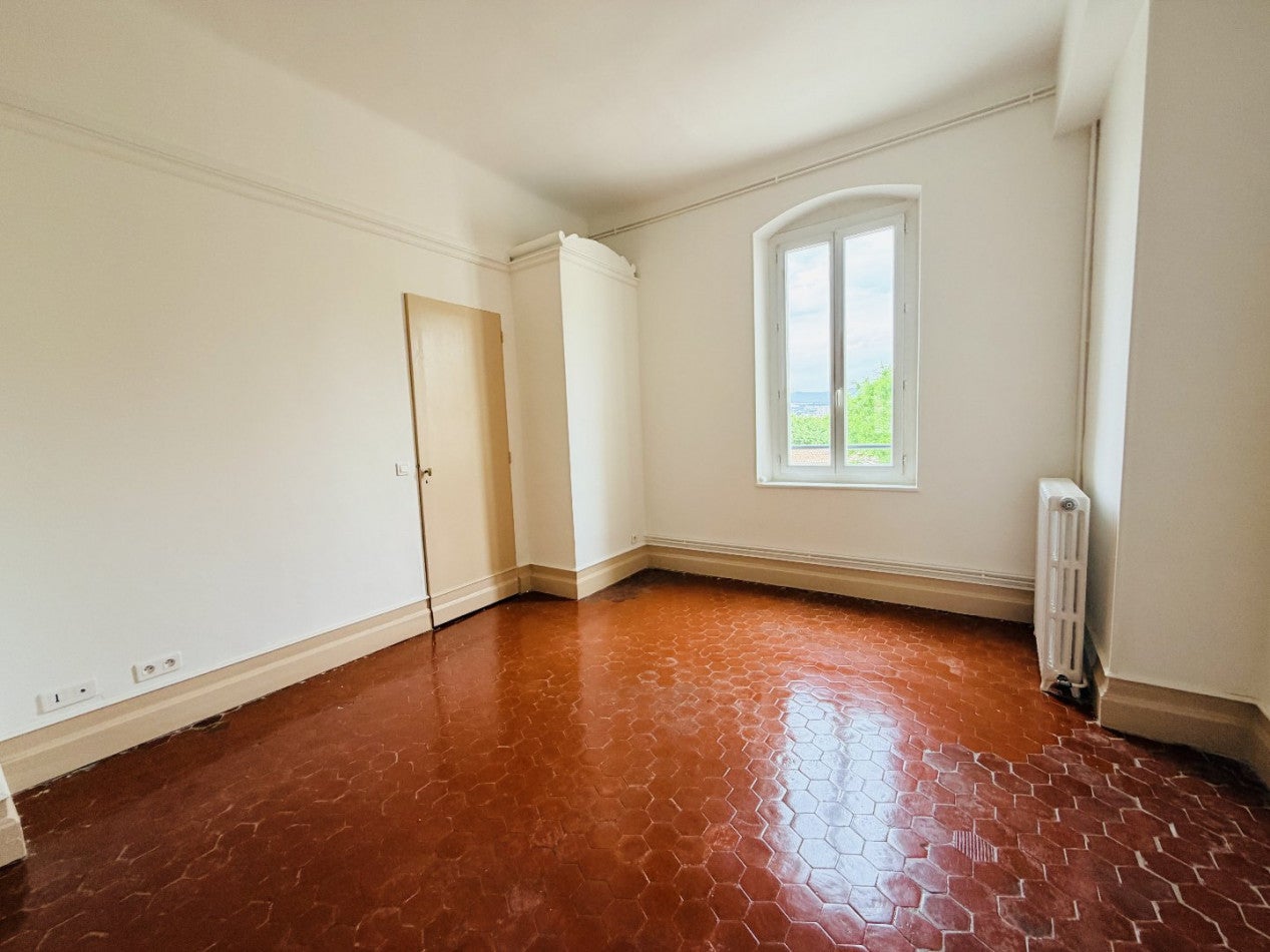 Appartement Rue Maurice Dermerguerian à Marseille