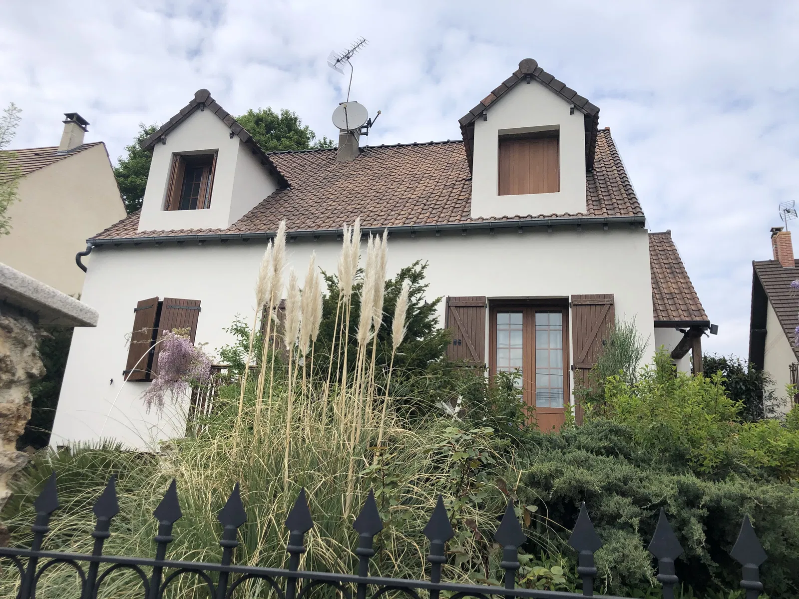 Chambre Rue des Joncs Marins à La Ville-du-Bois