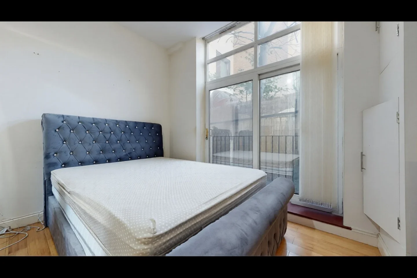 Flat East Street in Greater London
