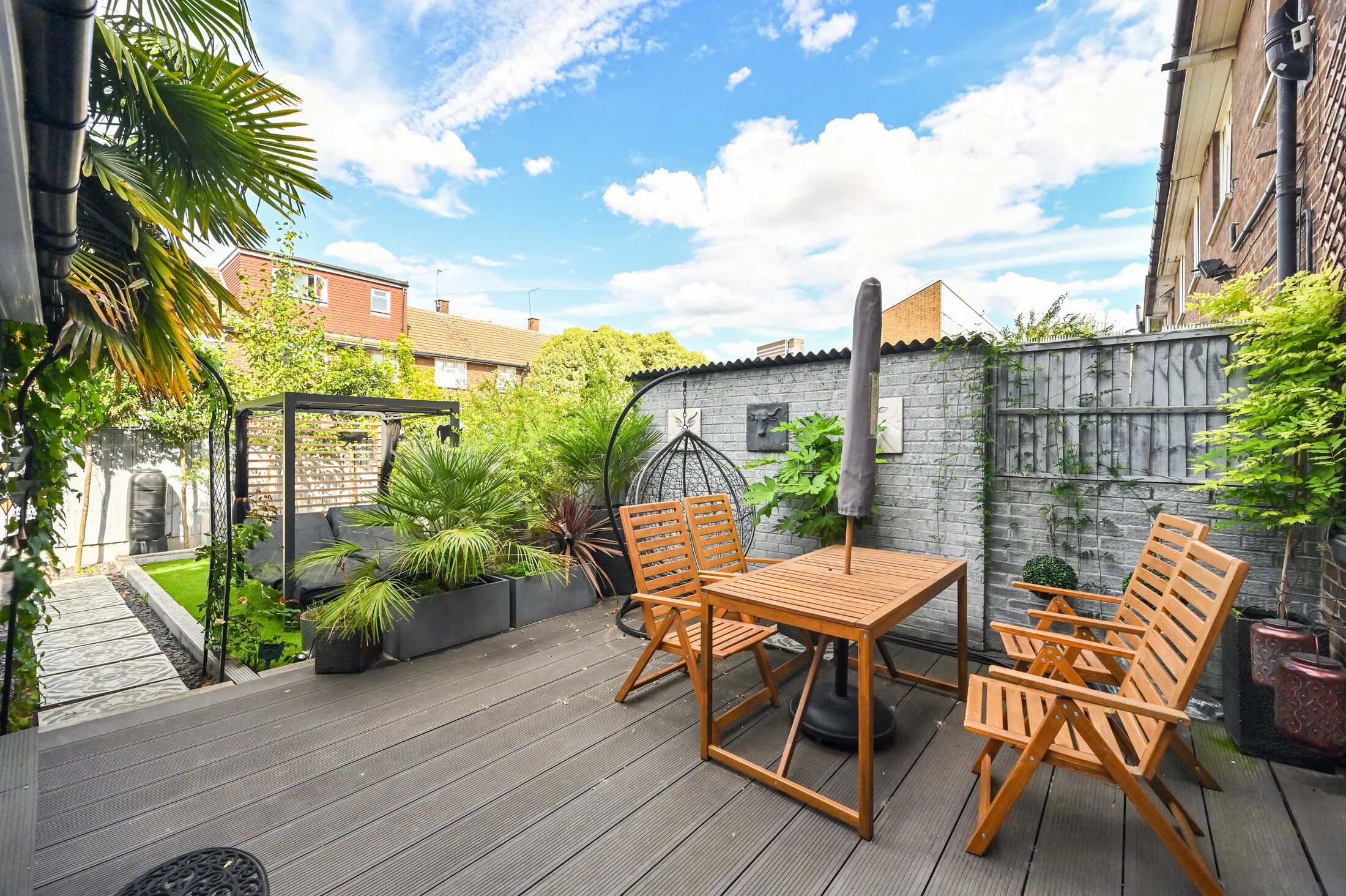 House Launch Street in Greater London
