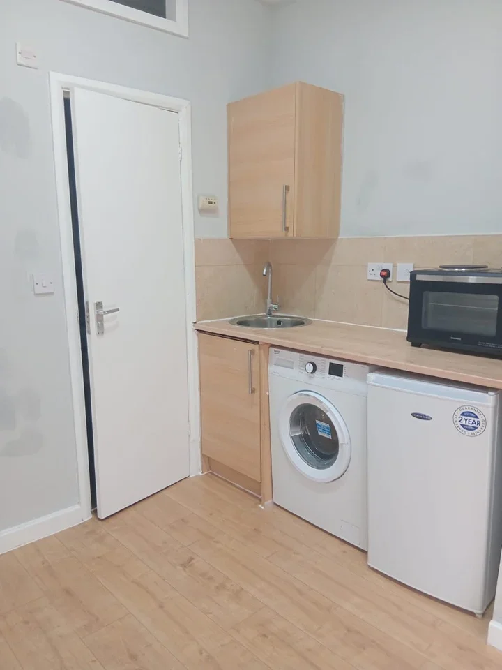 Flat Springfield in Greater London