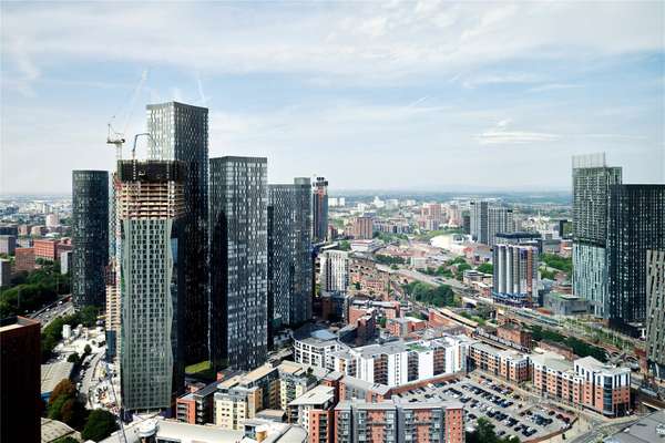 Flat Newcastle Street in Manchester