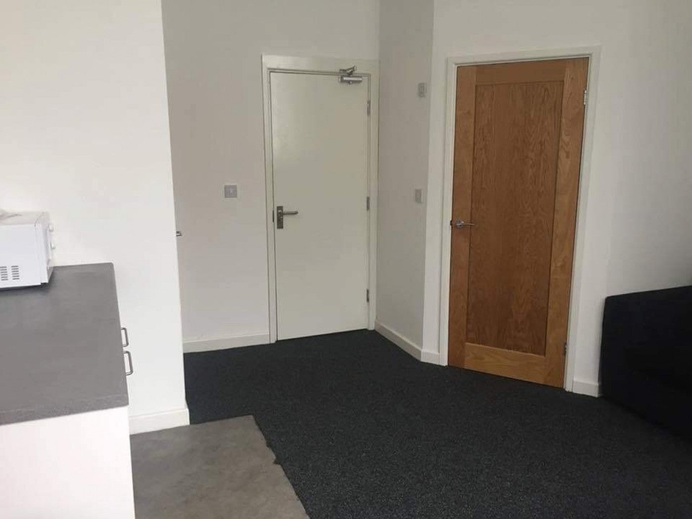 Room Lower Dolcliffe Road in Doncaster