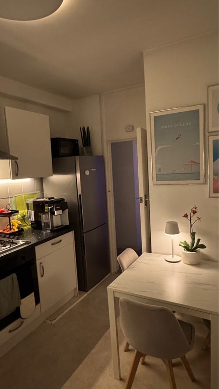 Room Davidson Gardens in Greater London