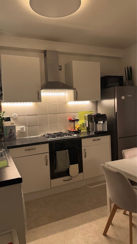 Room Davidson Gardens in Greater London