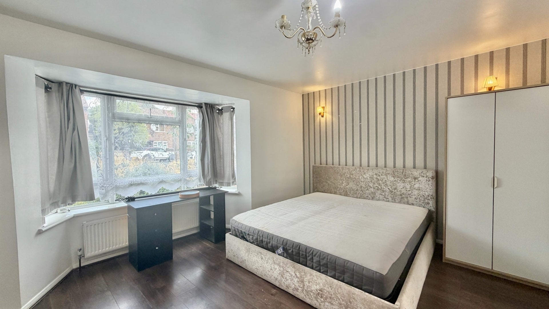 Flat Redcar Close in Greater London