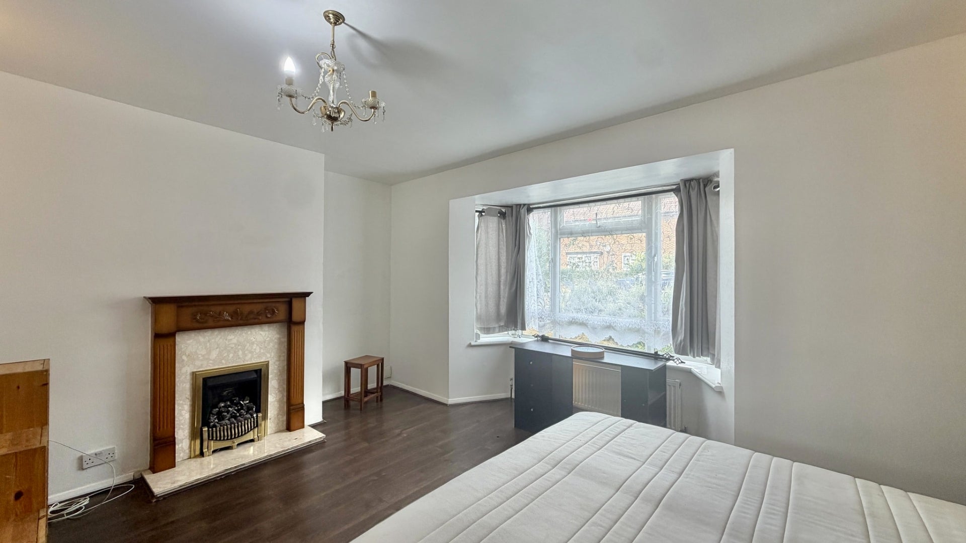 Flat Redcar Close in Greater London