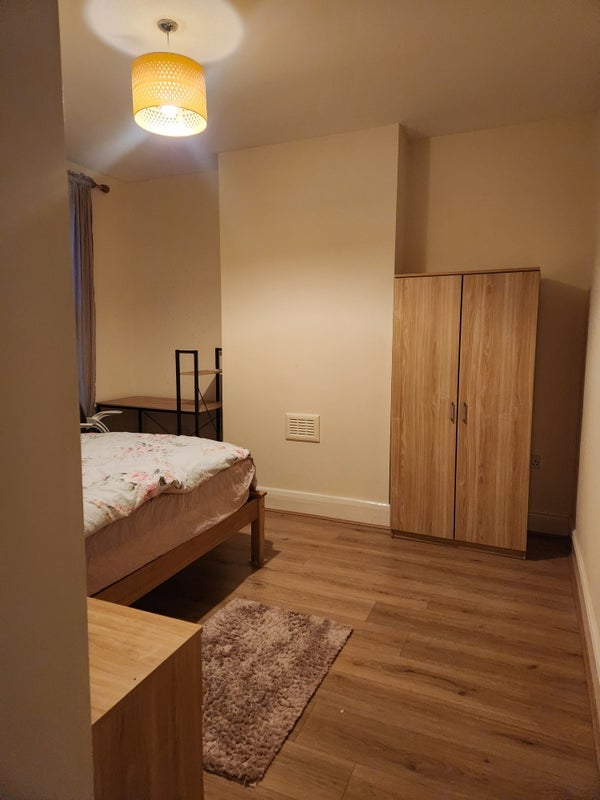 Room Cromer Road in Nottingham
