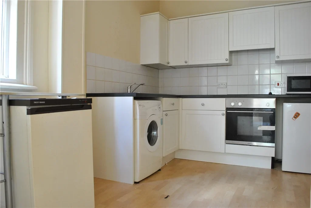 Flat Upper Grosvenor Road in Tunbridge Wells