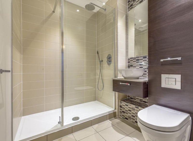 Room Beechwood Road in Greater London