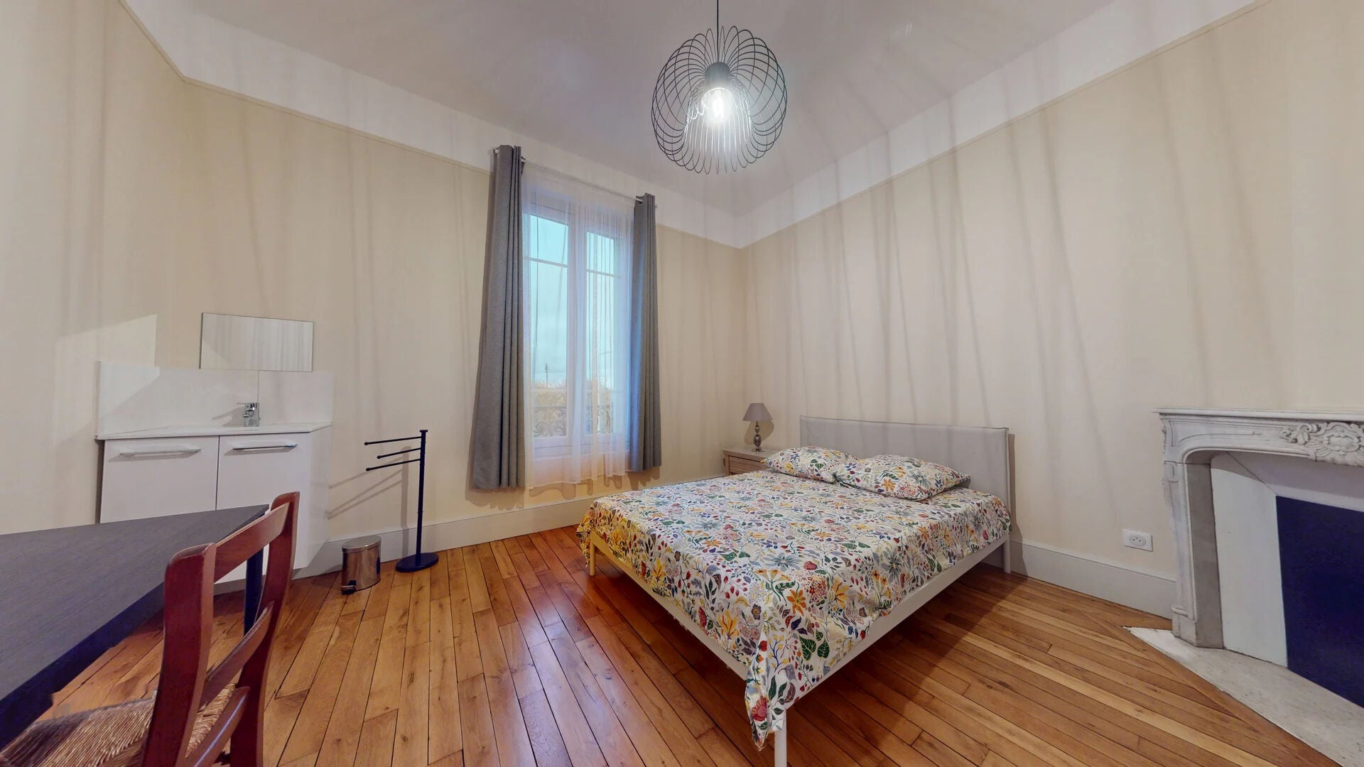 Room Rue Alexandre Dumas in Houilles