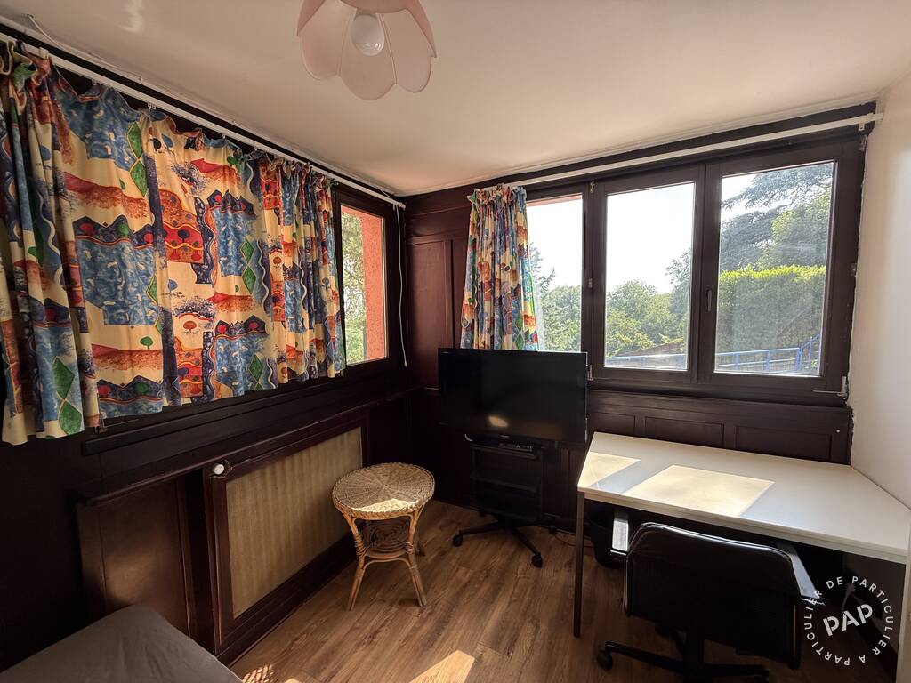 Room Avenue Édouard Herriot in Le Plessis-Robinson