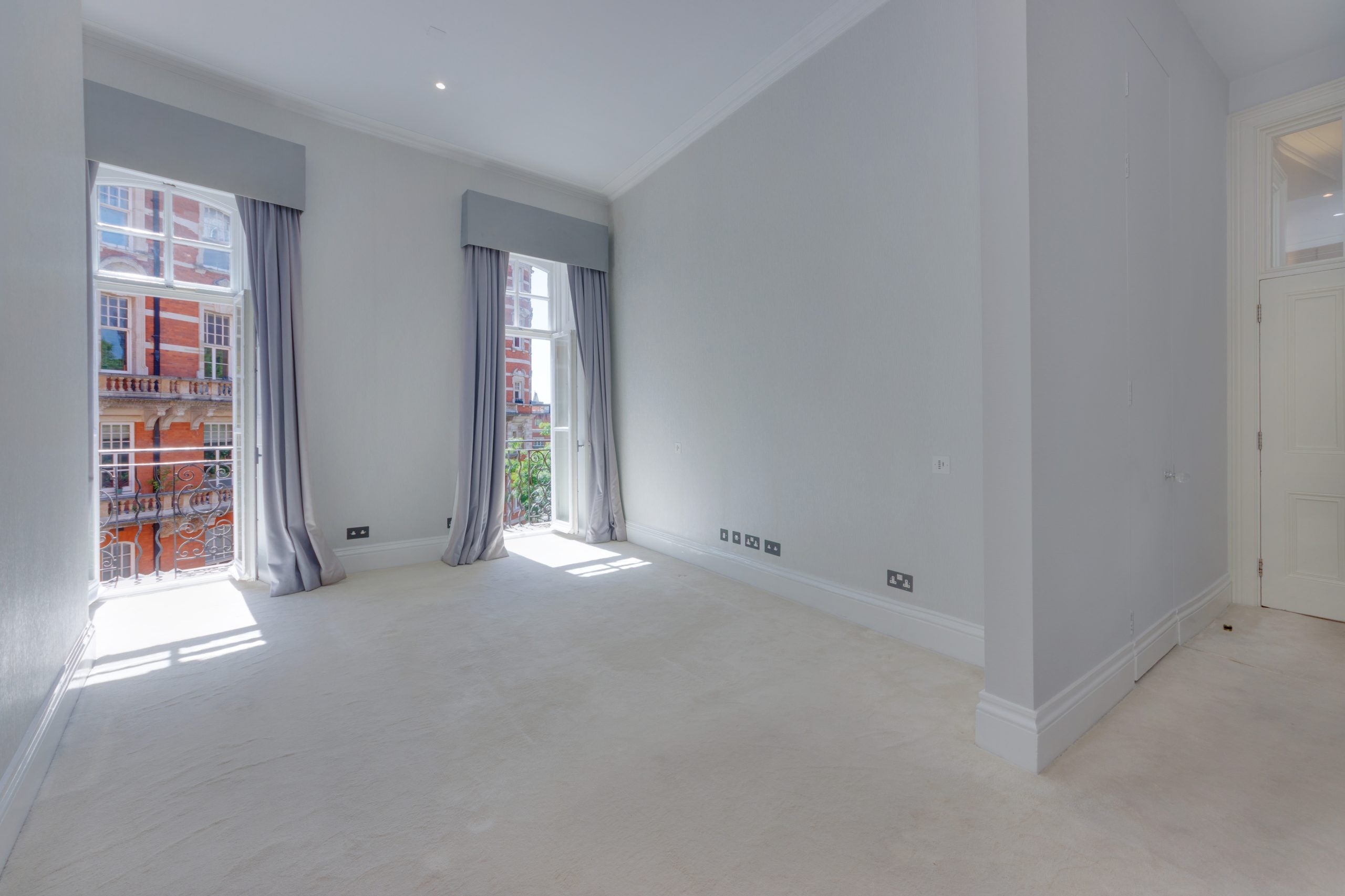 Flat Old Brompton Road in London