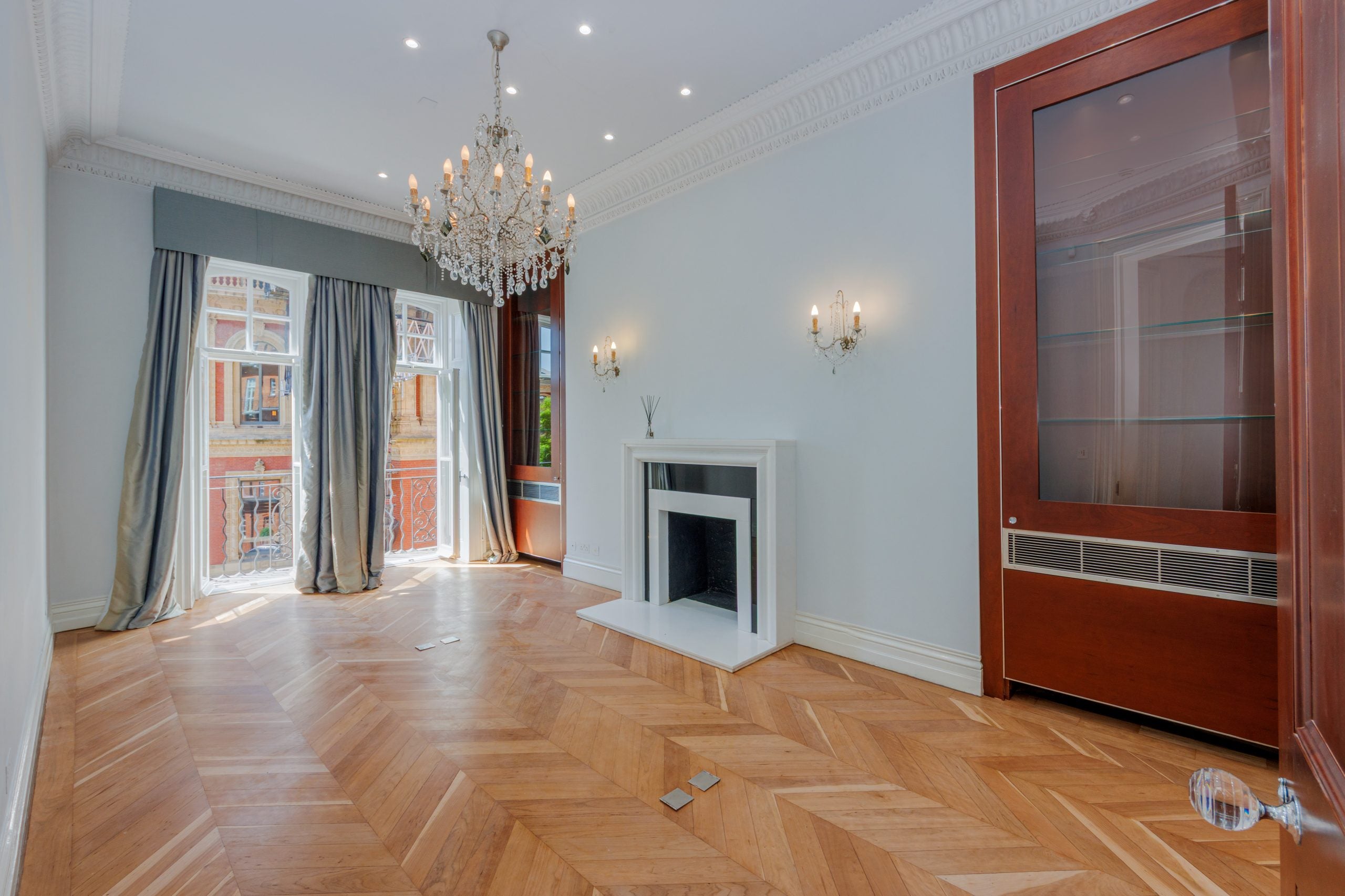 Flat Old Brompton Road in London