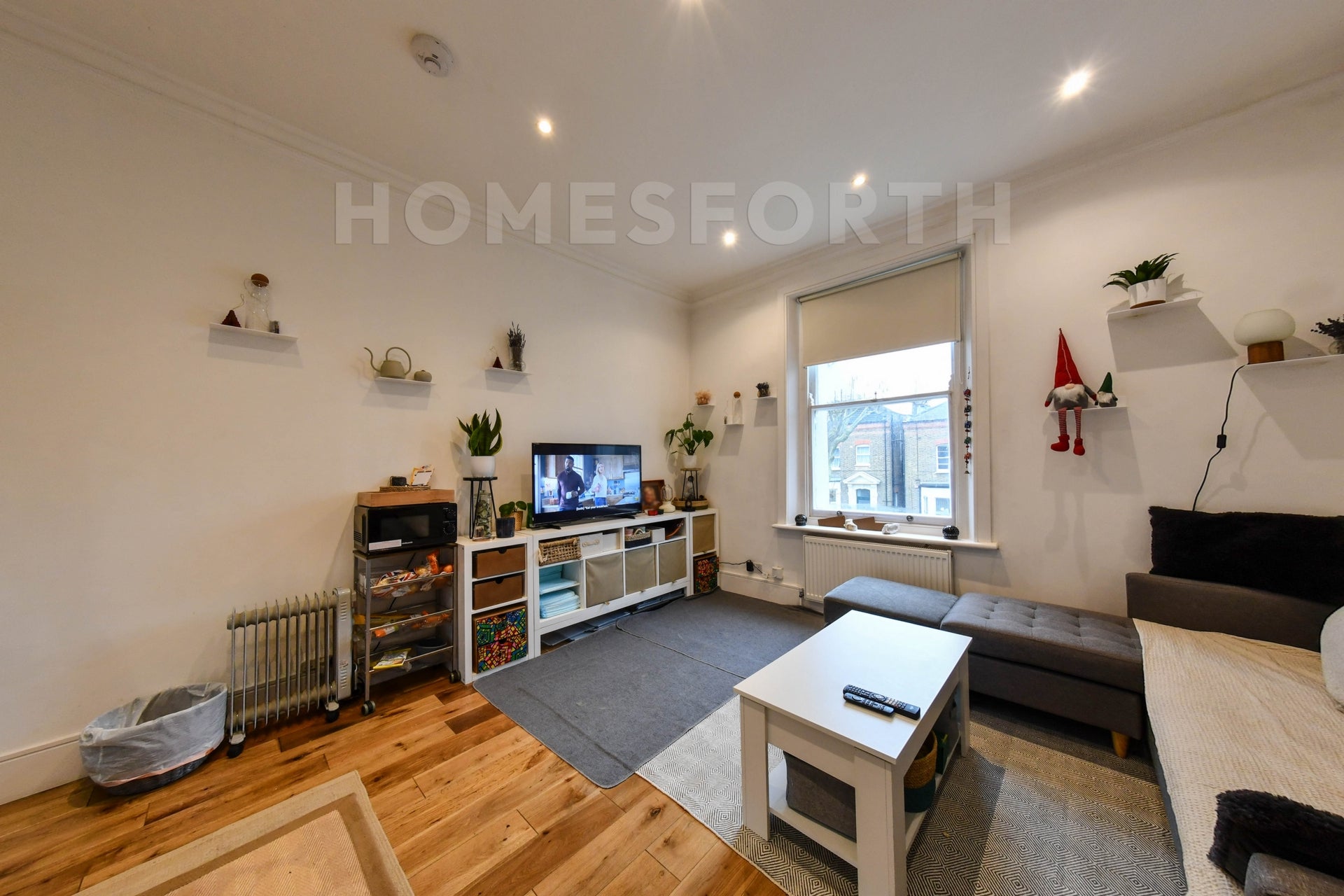 Flat Brondesbury Road in Greater London
