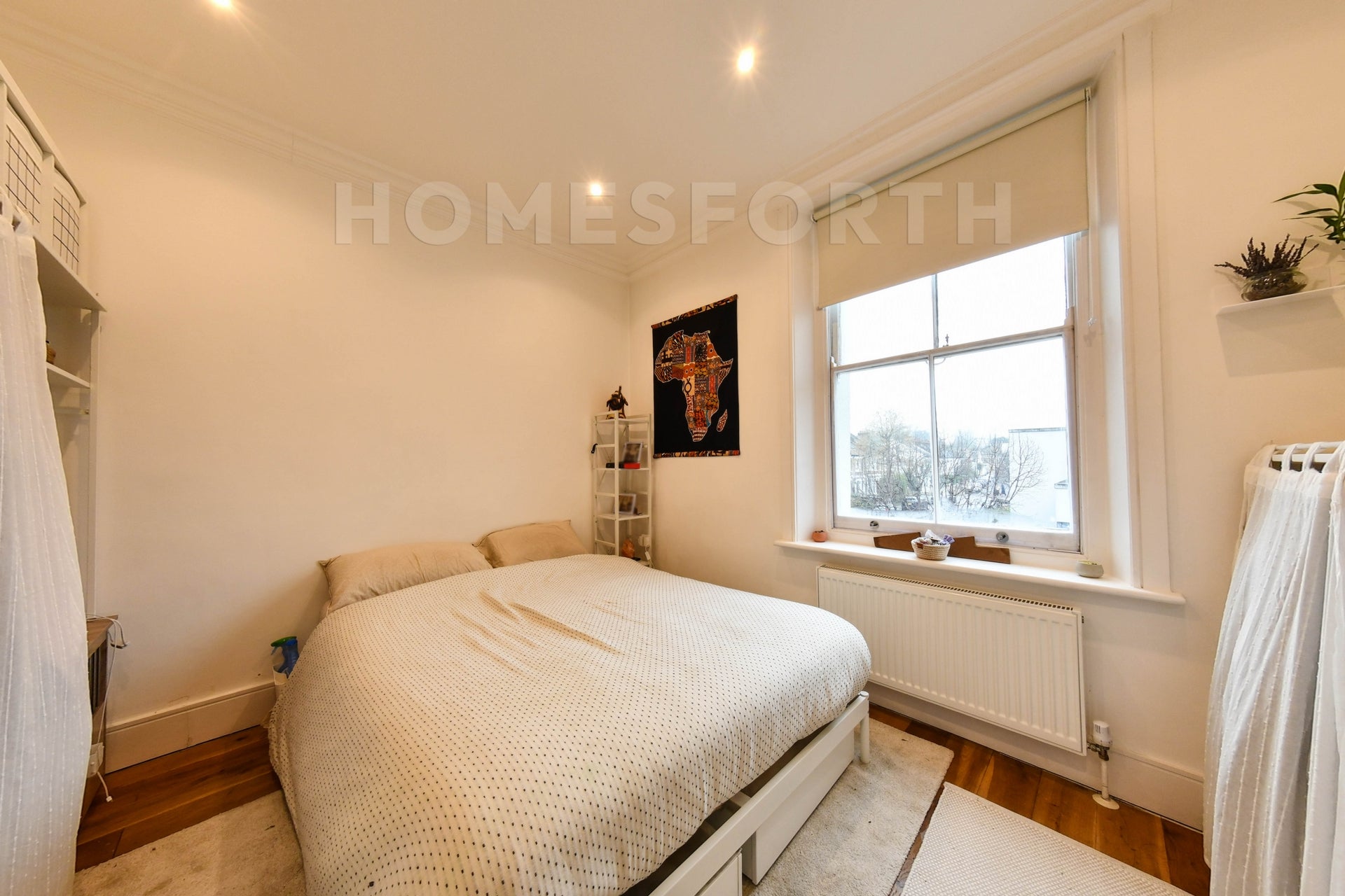 Flat Brondesbury Road in Greater London