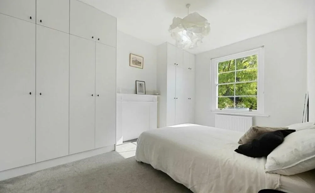 Flat Princess Road in Greater London
