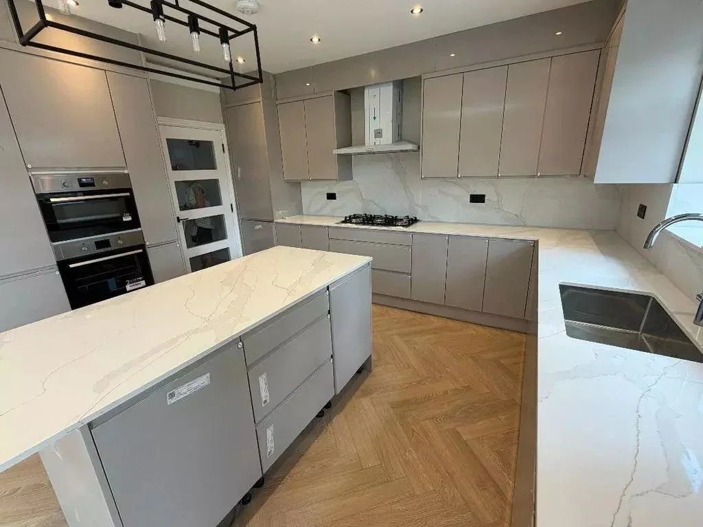 House Beech Walk in Greater London