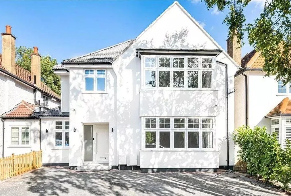 House Beech Walk in Greater London