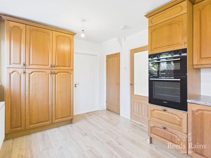 Flat Priors Grange in Littletown
