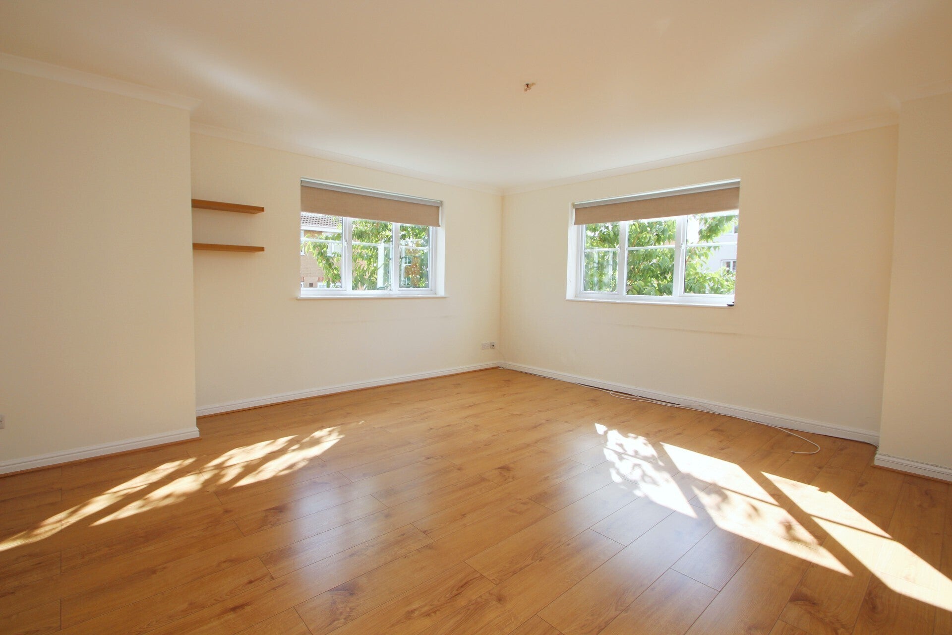 Flat Eversley Street in Glasgow
