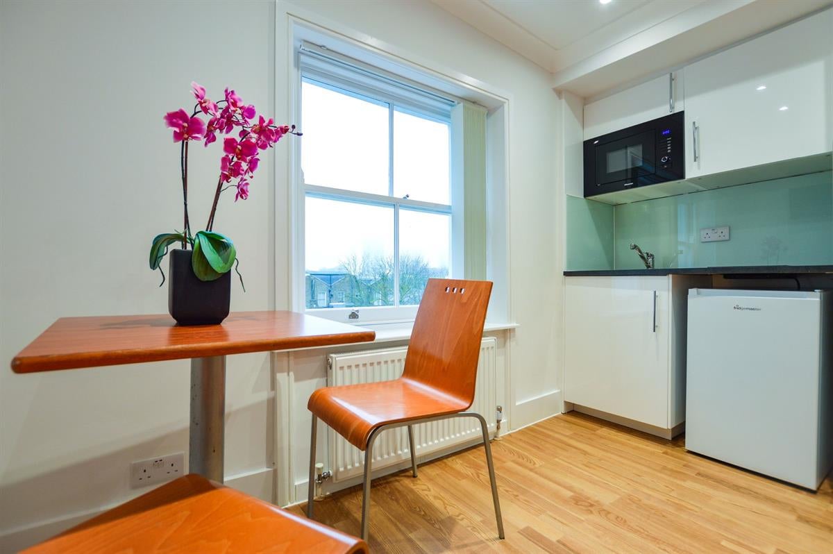 Flat Talbot Road in City of Westminster