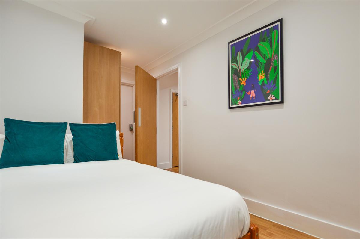 Flat Talbot Road in City of Westminster