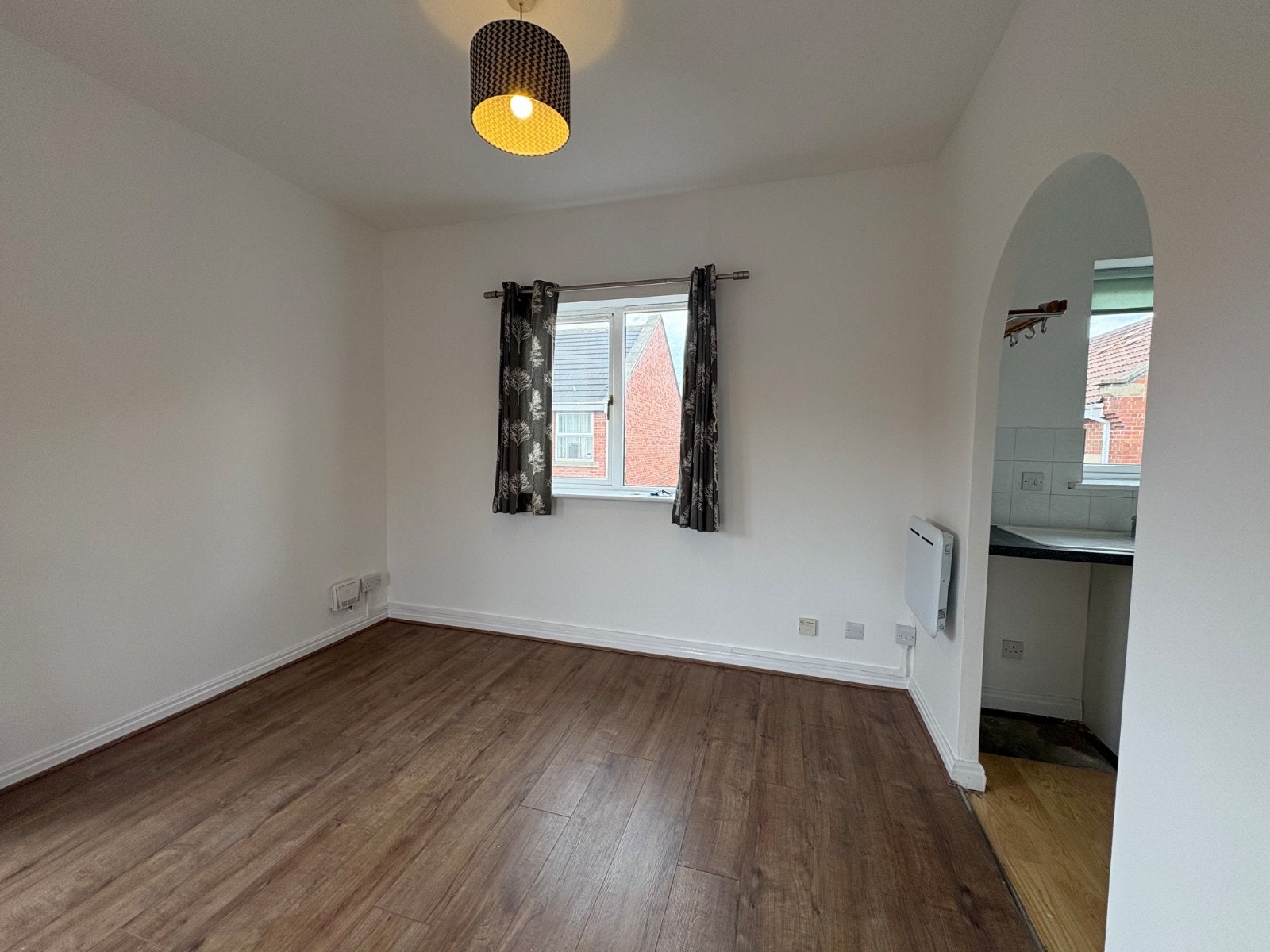 Flat Lancelot Court in Hull