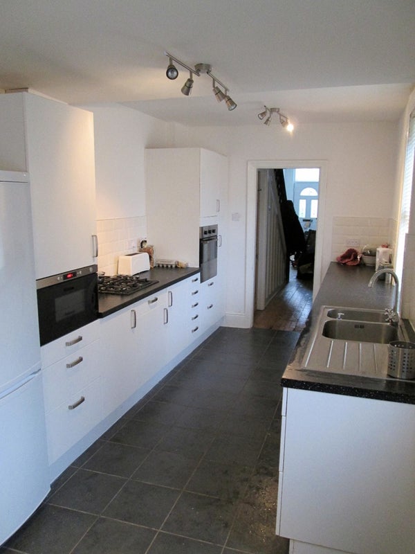 House Sholebroke Terrace in Leeds