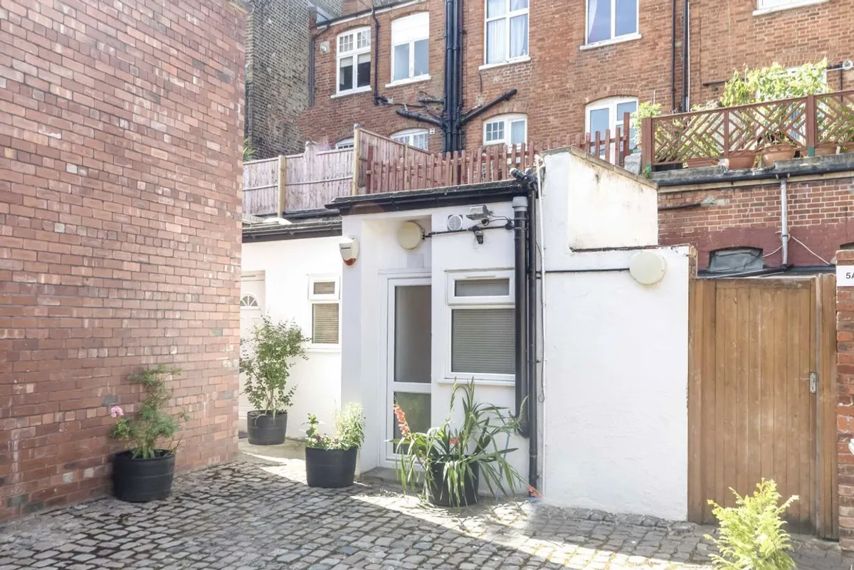 Flat King Street in Greater London