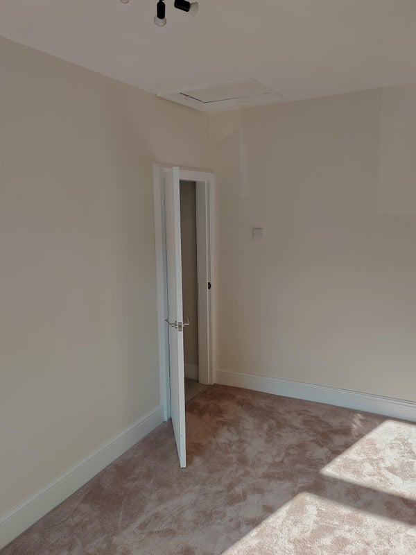 Room Park Grove in Rotherham