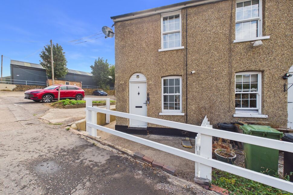 House St Margarets Road in Dartford