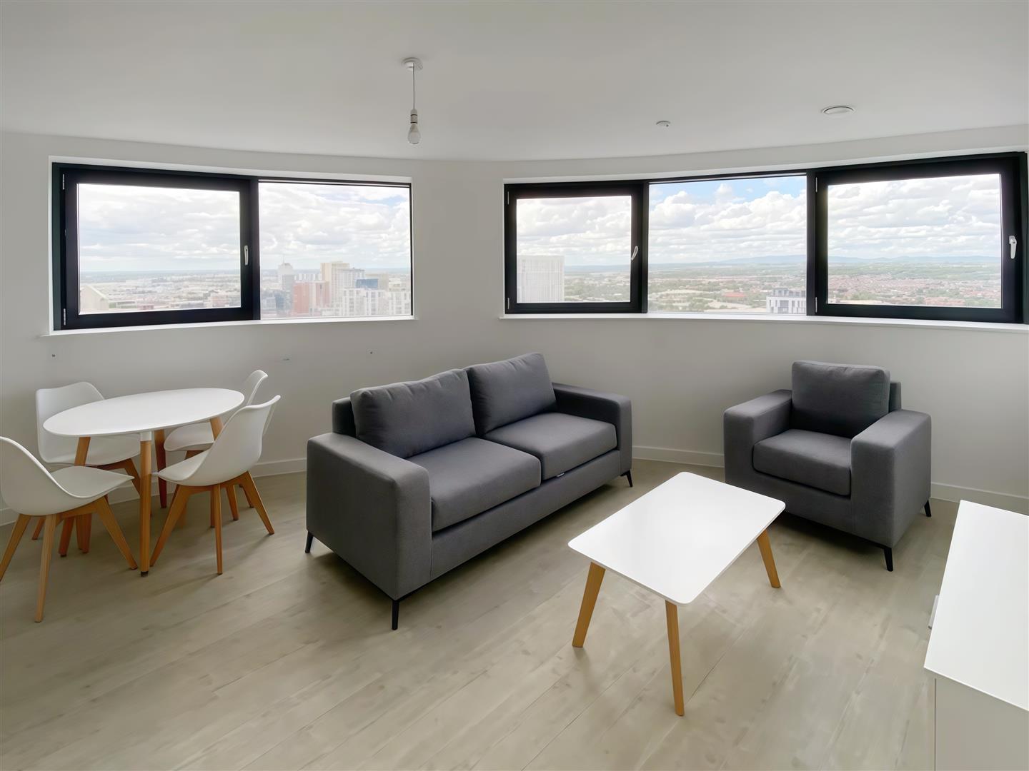 Flat Furness Quay in Salford