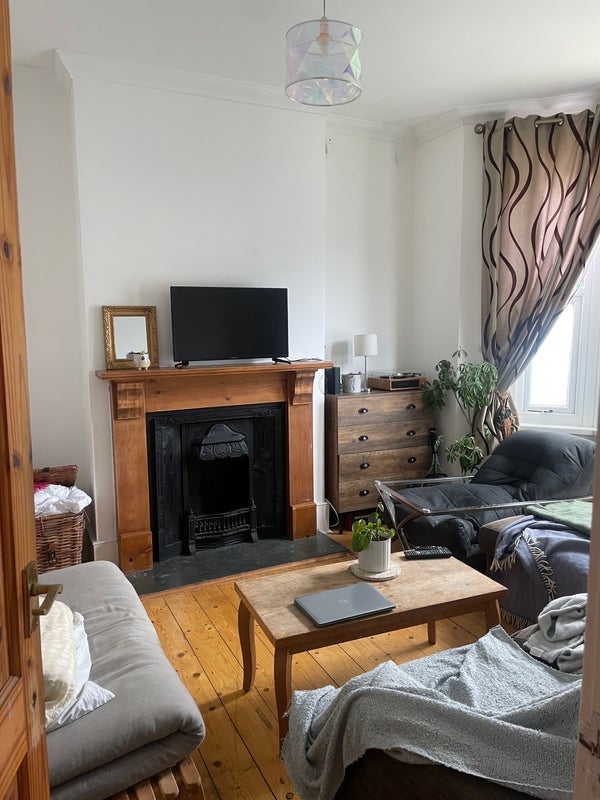 Room Adley Street in Greater London