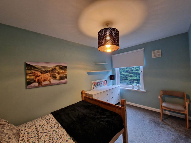 Room North Gyle Loan in City of Edinburgh
