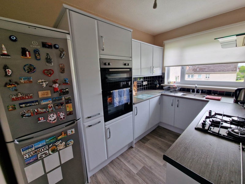 Room North Gyle Loan in City of Edinburgh