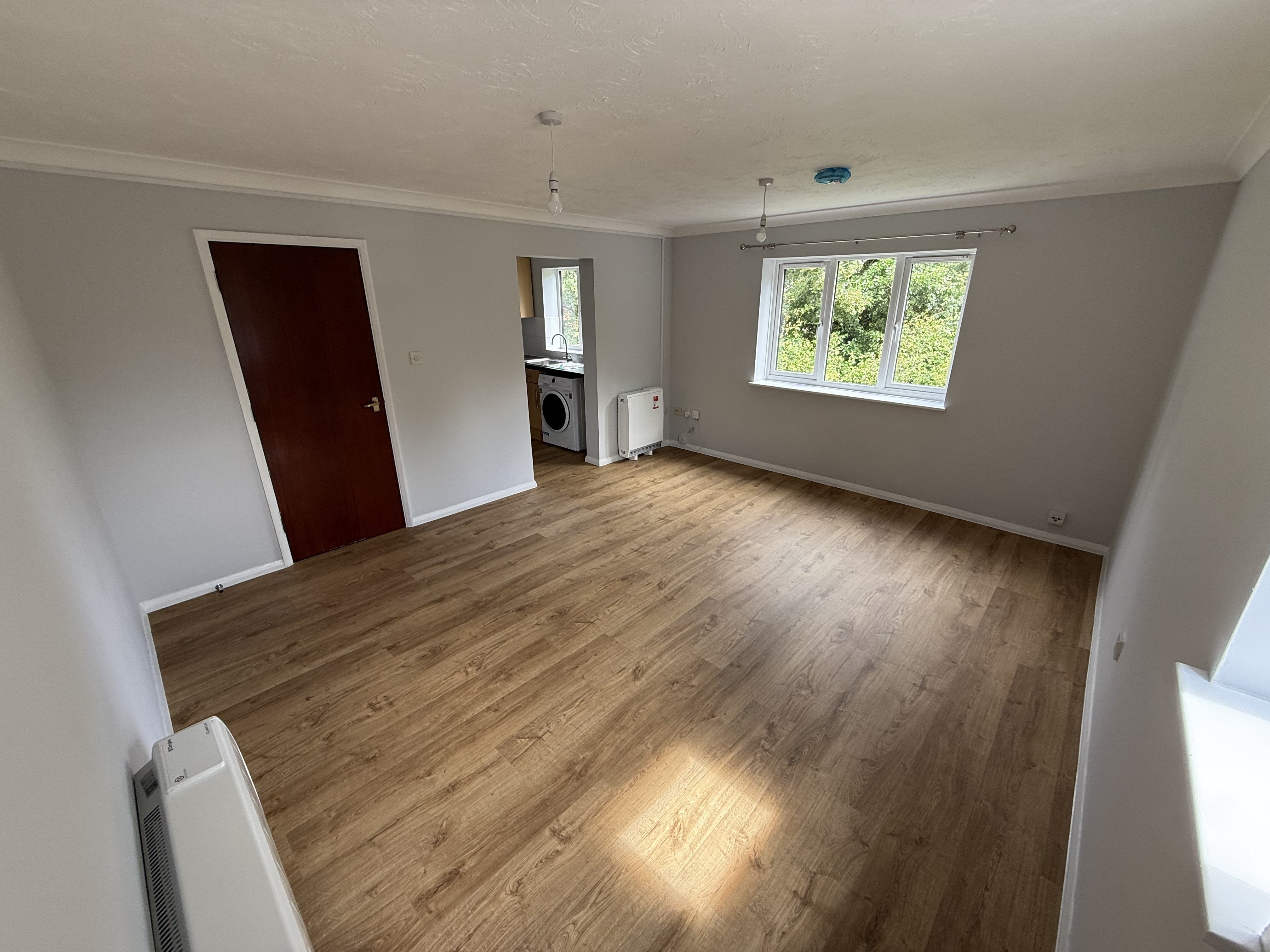 Flat Whitley Mead in Bristol
