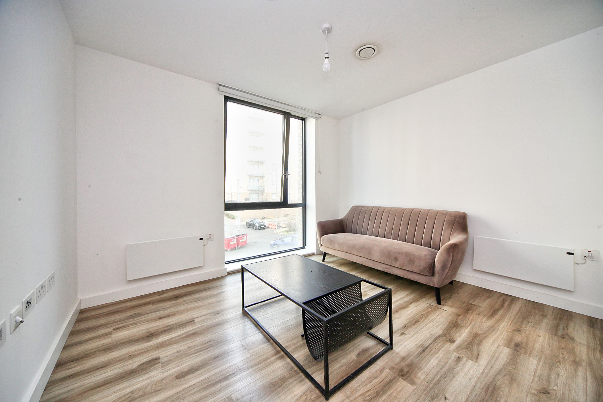 Flat Kimpton Road in Luton
