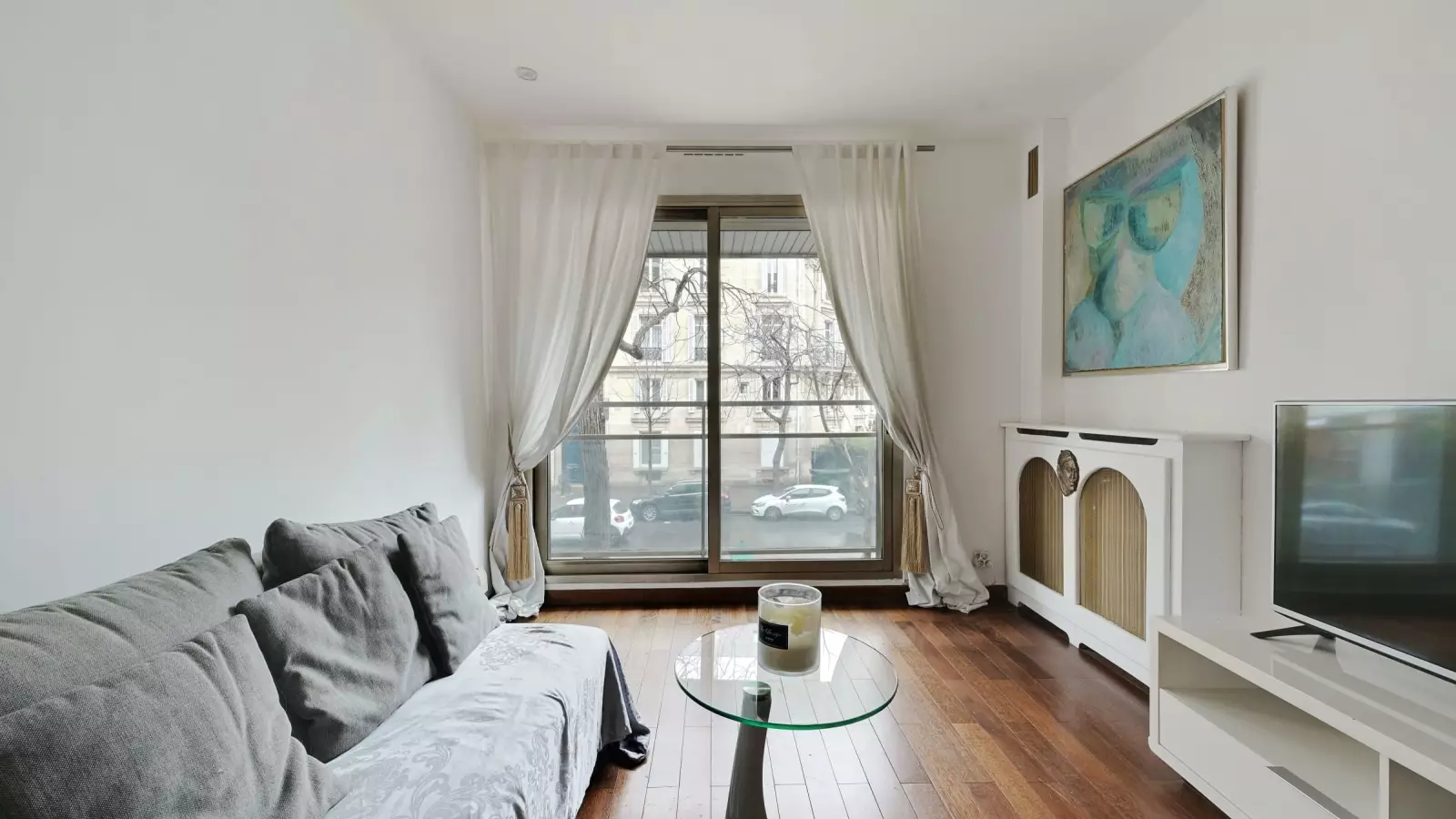 Appartement Rue Alphonse de Neuville à Paris