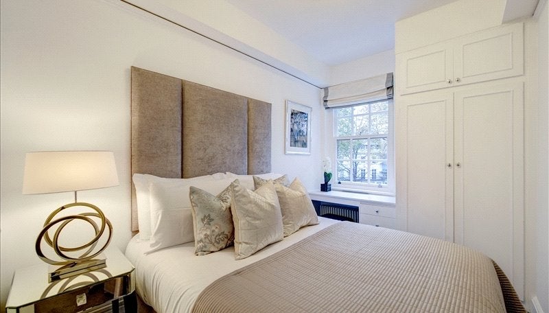 Flat Fulham Road in Greater London