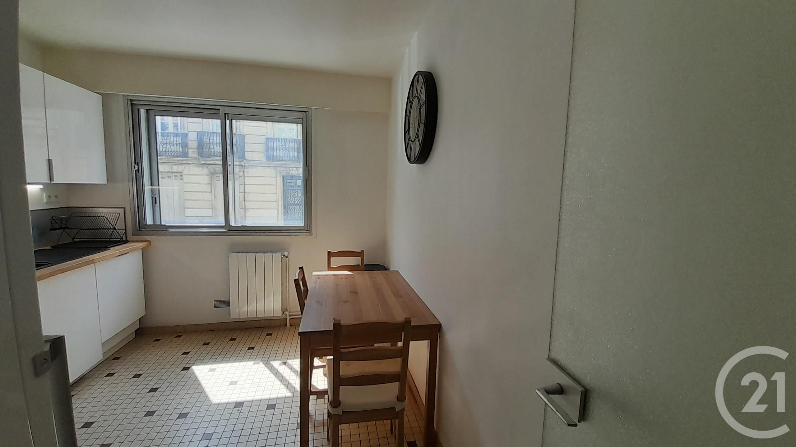 Flat Rue de Pessac in Bordeaux