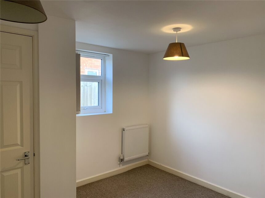 Flat Harewood Road in Bristol