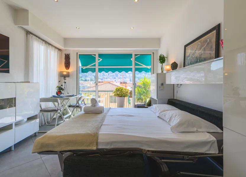 Flat Rue de Foresta in Nice